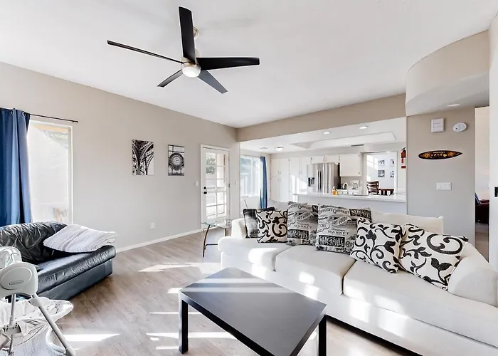 Silverwood Getaway * Phoenix
